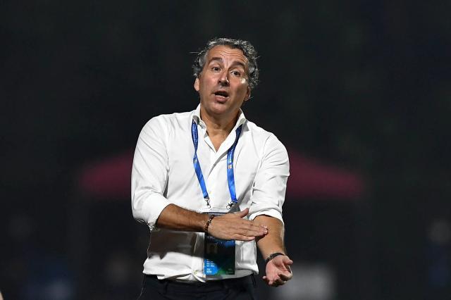 开云体育官网-海港杯赛出局哈维尔暂无危机 德比后还有新的大考