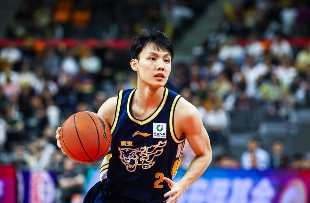 开云体育平台在线-广东输球揪出罪魁祸首！三位国手合计17投仅4中，杜锋有苦难言
